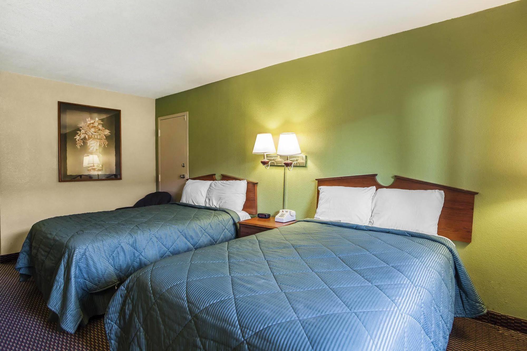 Econo Lodge Inn & Suites Denver Exteriér fotografie
