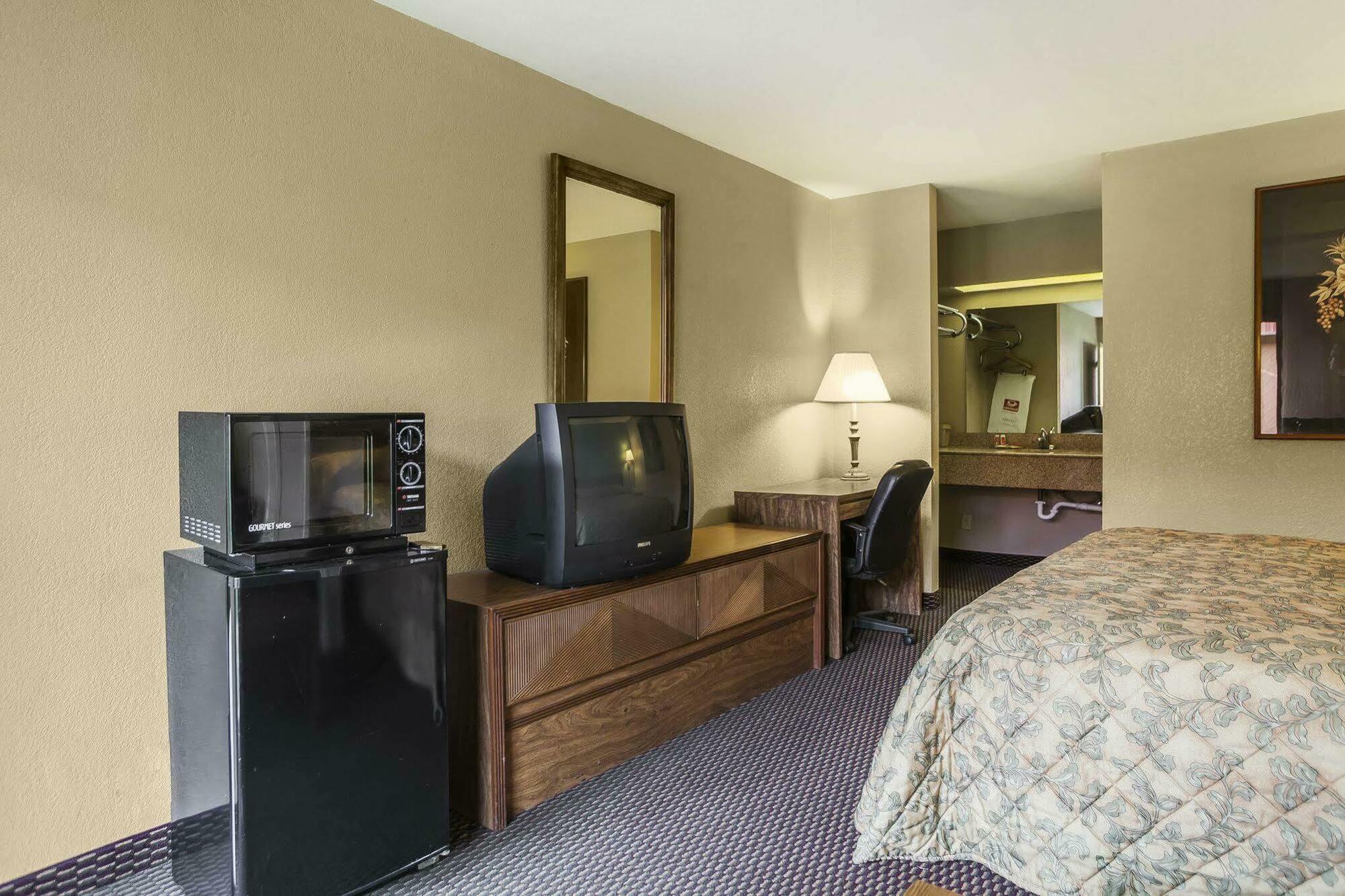 Econo Lodge Inn & Suites Denver Exteriér fotografie